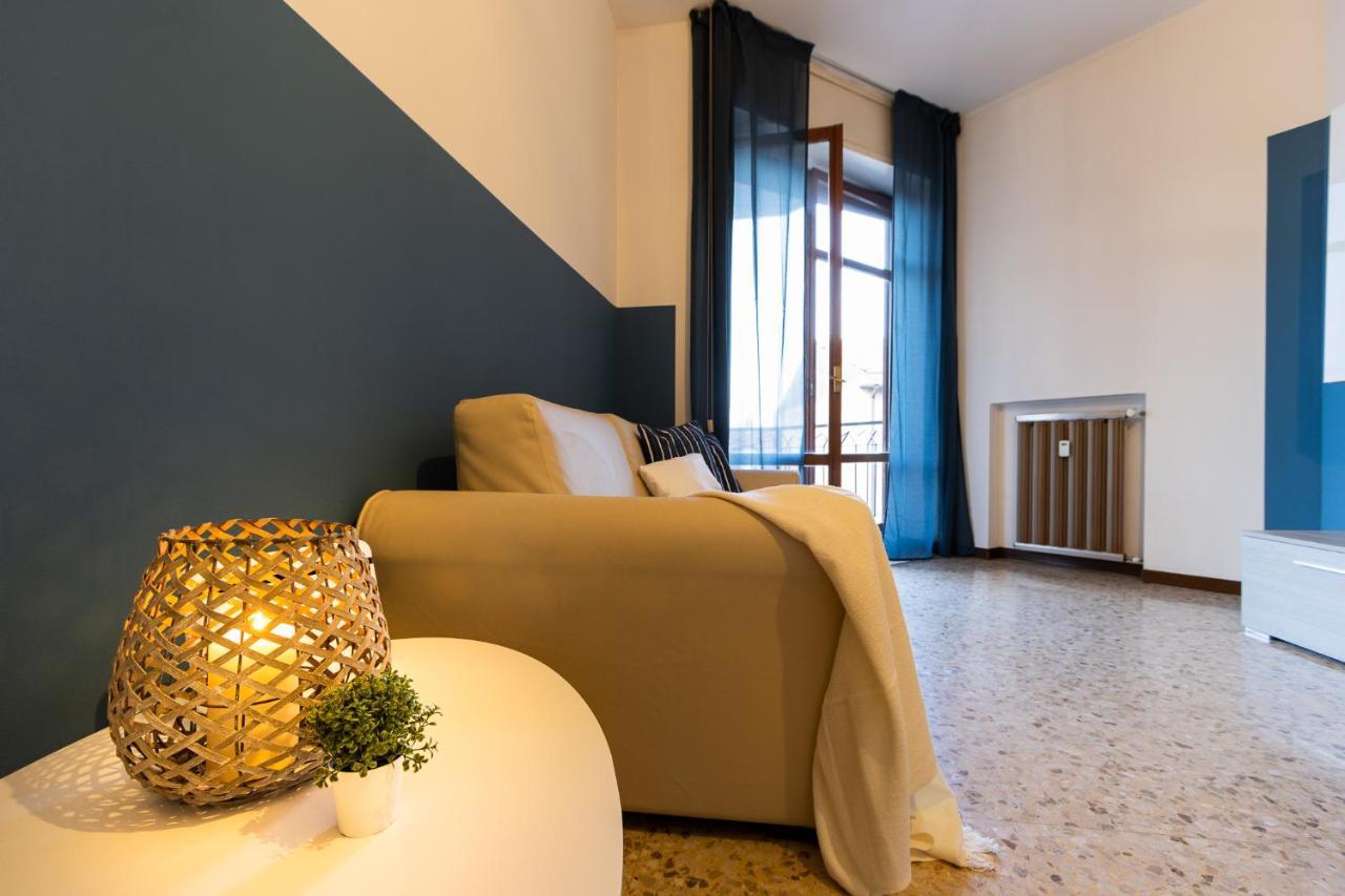 Blue Wave Apartment Arona - Lago Maggiore Exterior photo
