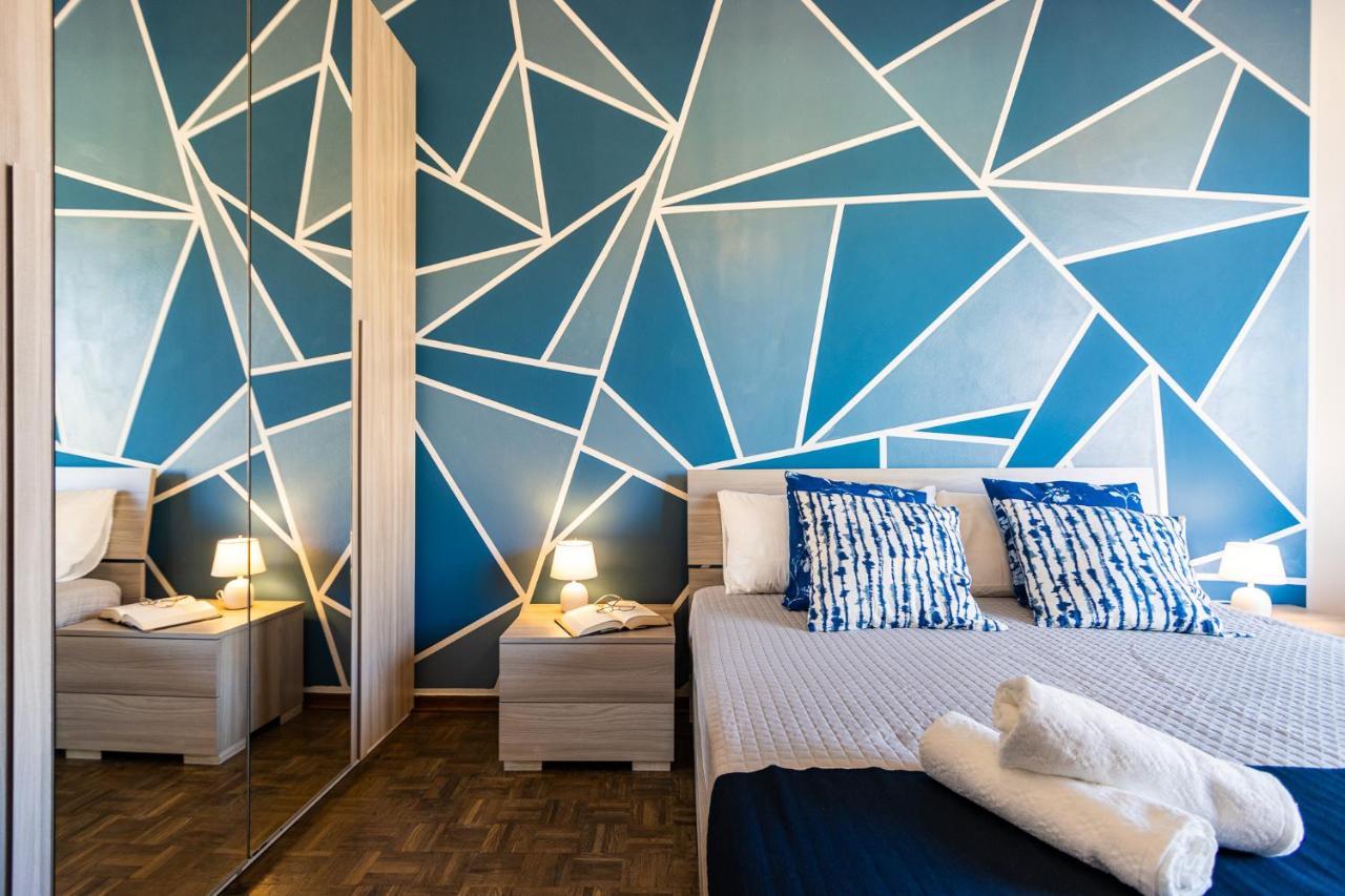Blue Wave Apartment Arona - Lago Maggiore Exterior photo
