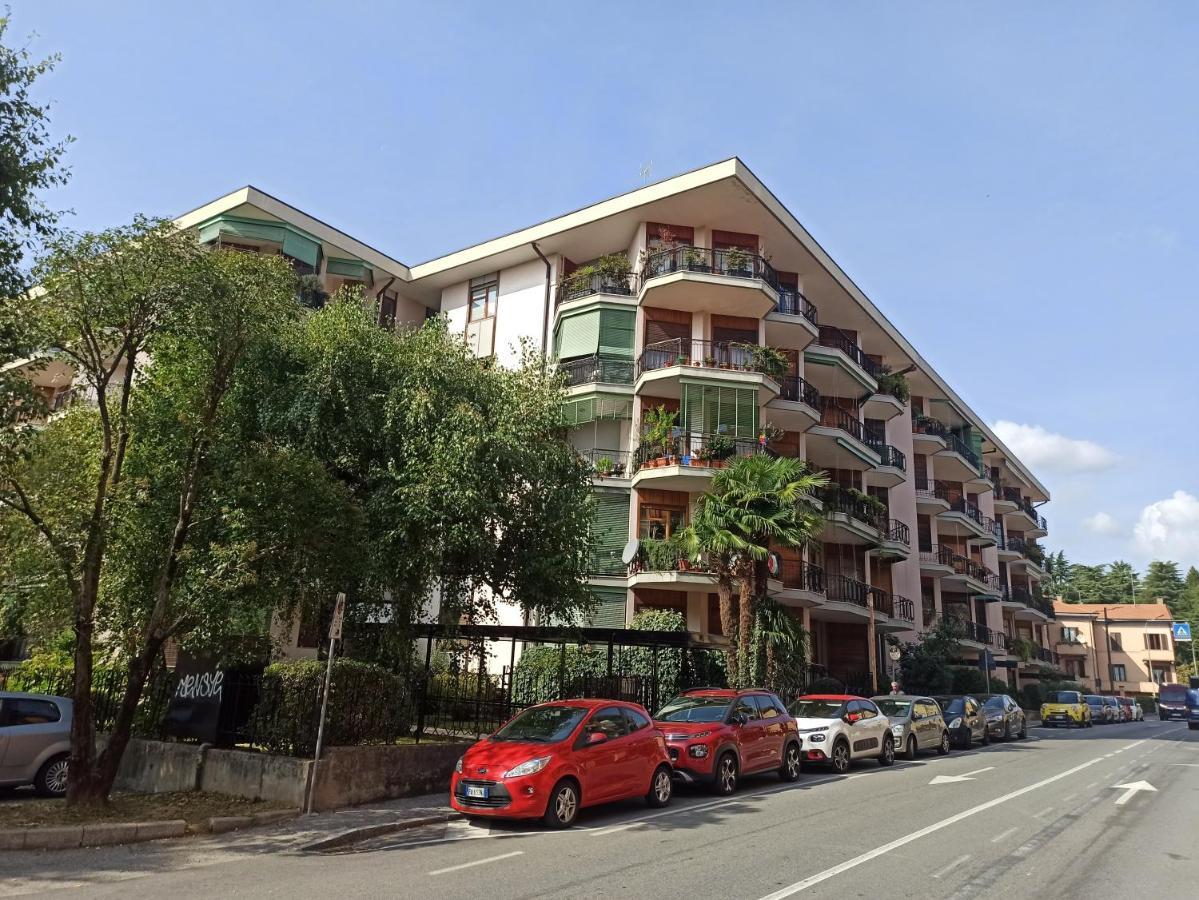 Blue Wave Apartment Arona - Lago Maggiore Exterior photo